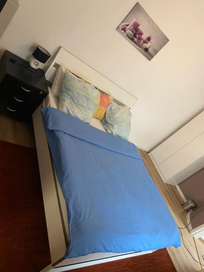 Superbe Appartement Charleroi Esterno foto