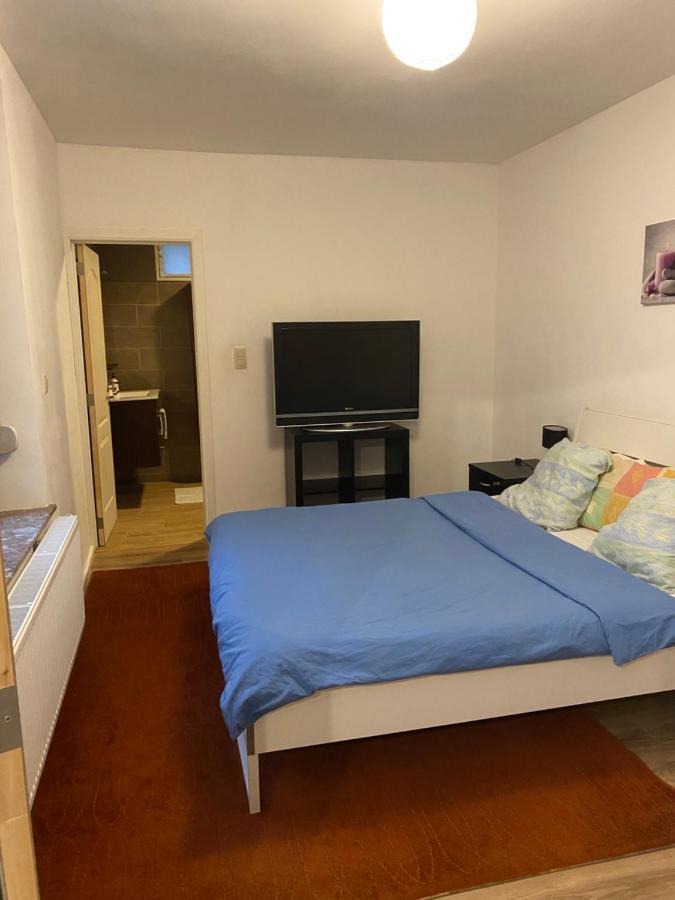 Superbe Appartement Charleroi Esterno foto
