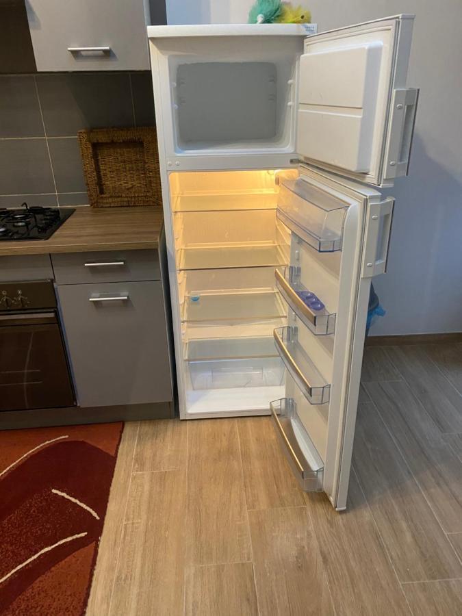 Superbe Appartement Charleroi Esterno foto